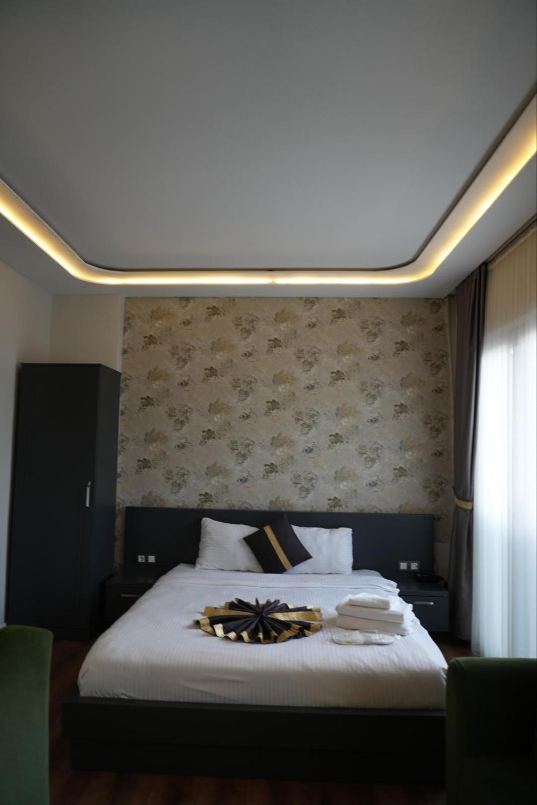Ortek Hotel Taksim Истанбул Екстериор снимка