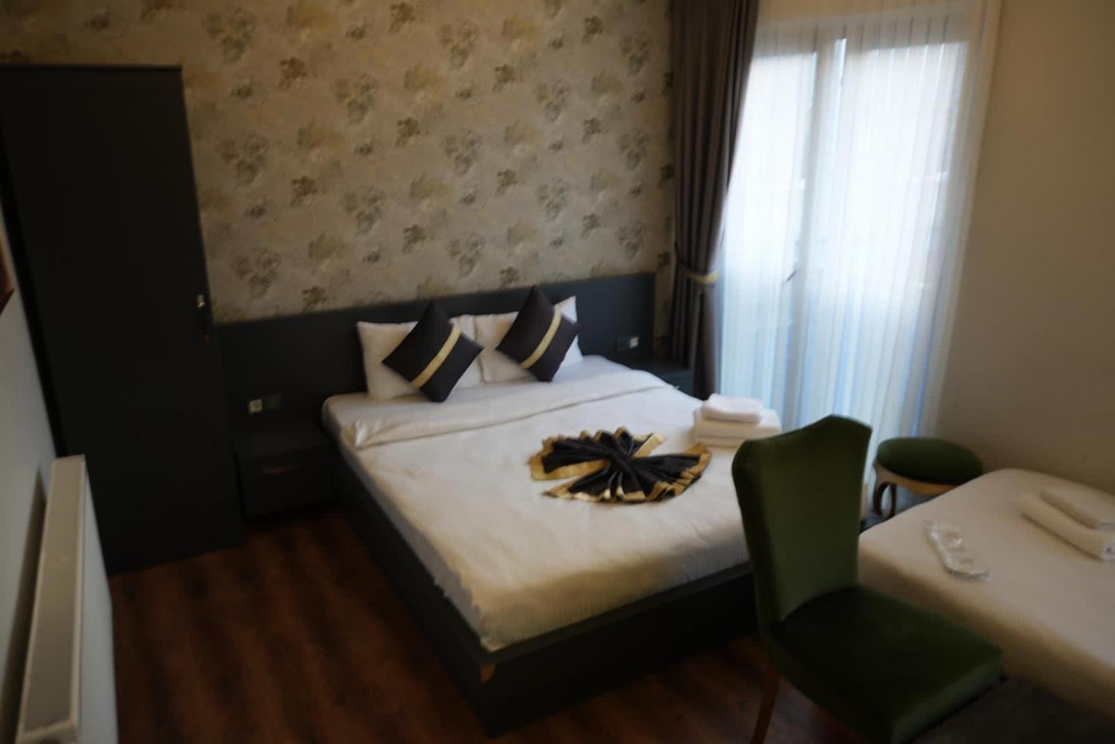 Ortek Hotel Taksim Истанбул Екстериор снимка